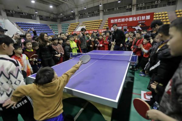 在高压防守 在高压防守